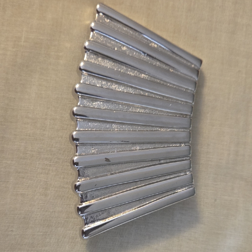 Silver Metallic Accordion-Style Clutch - Picture 4 of 4